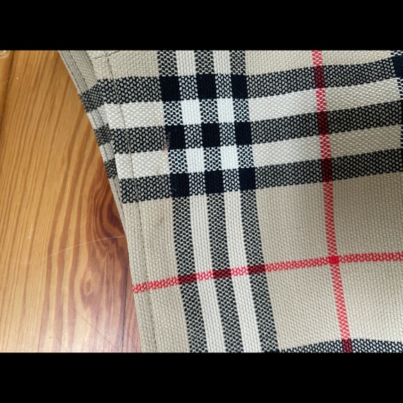 Burberry Vintage Check Skirt